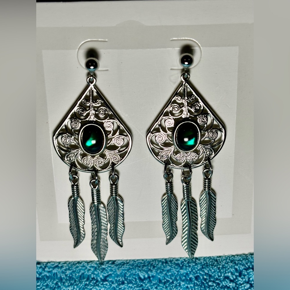 Vintage Silver Tribal Macachite Feather Dangle Earrings